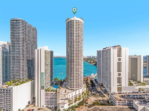 1750 N Bayshore 1700