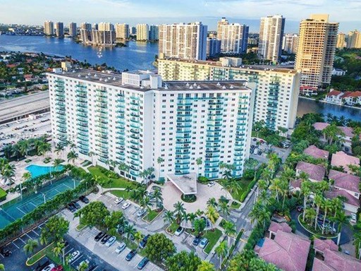 19390 Collins Ave #1623 19300