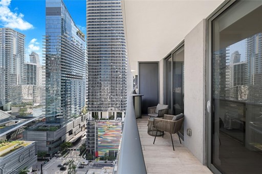 55 SW 9th St #2109 0