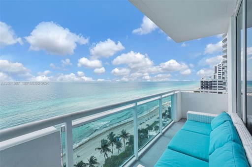 3001 S OCEAN DR 3000