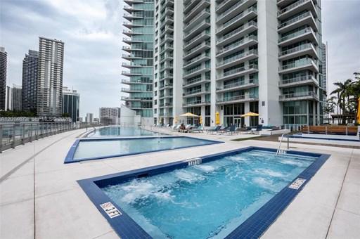 92 SW 3rd St #1812 0