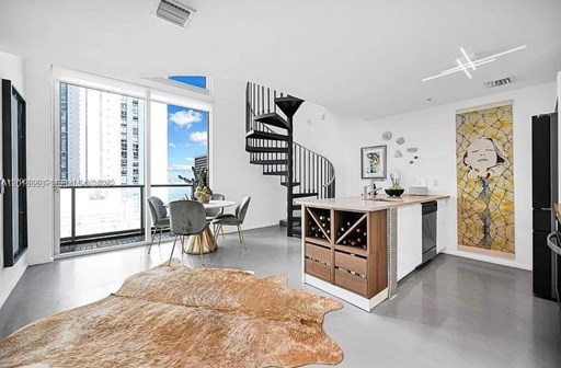 300 S Biscayne Blvd # L-1232 300