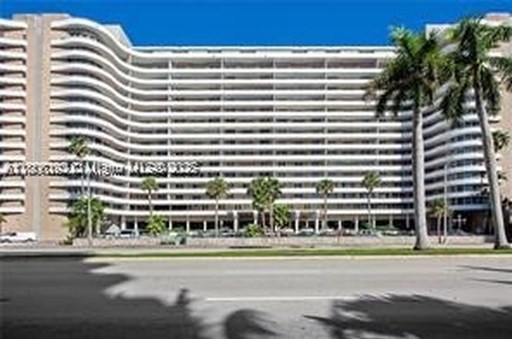 5555 Collins Ave #14U 5500