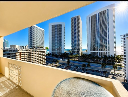 1833 S Ocean Dr #1202 1800