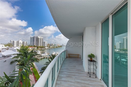 7910 Harbor Island Dr #507 7900