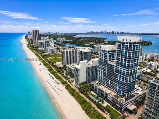 6799 Collins Ave #412 6700