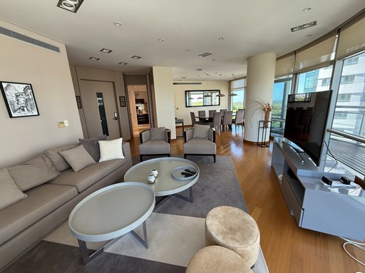 Azucena Villaflor 400