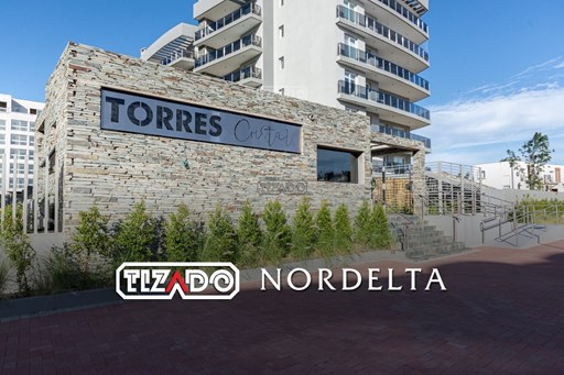 Torre Cristal Oeste