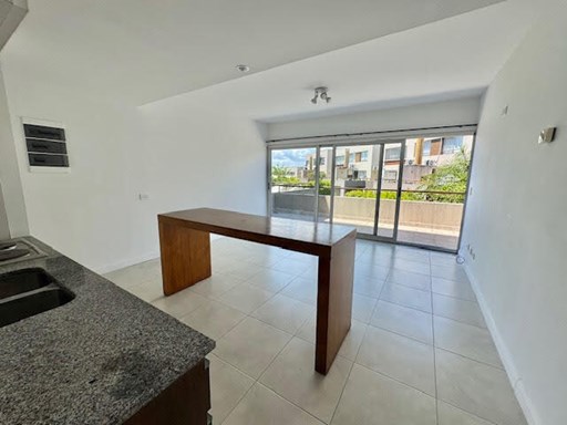 Lago escondido, Nordelta 100