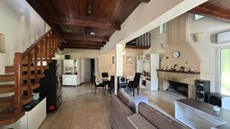 Larena CC