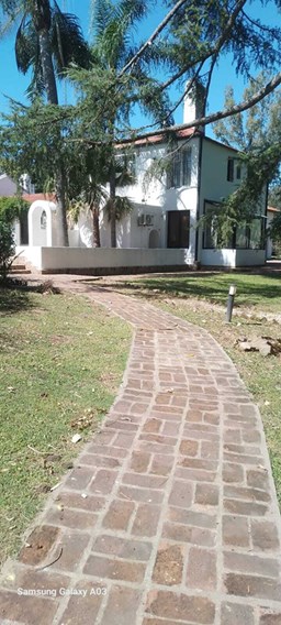 Larena CC