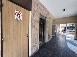 ACCESO SUM /PISCINA