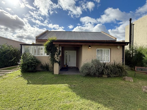 San Ramon, Casa 472