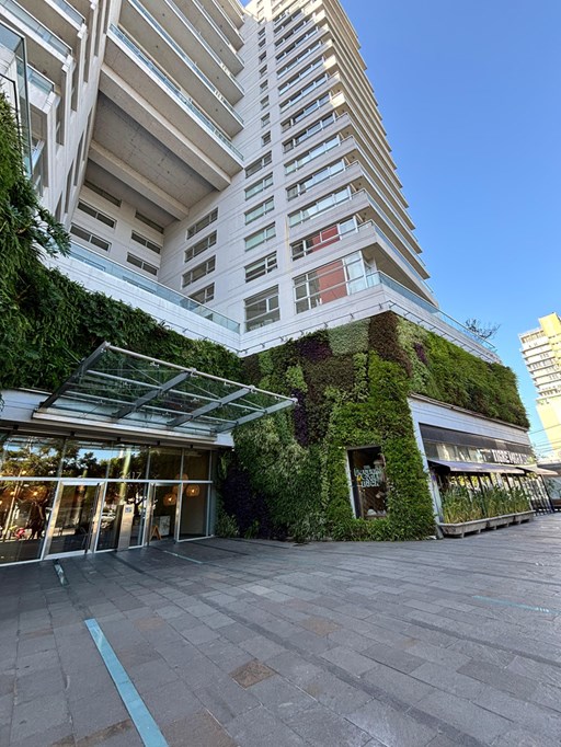 Av. del Libertador 2400, 06 03