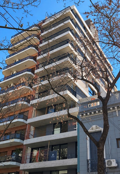LARRALDE  CRISOLOGO AV. 2200
