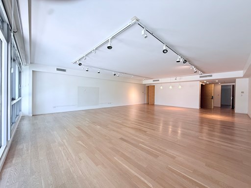 Trinidad Guevara 300