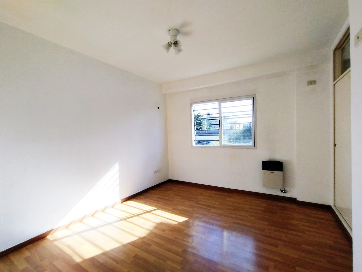 ALQ_Duplex_Munro