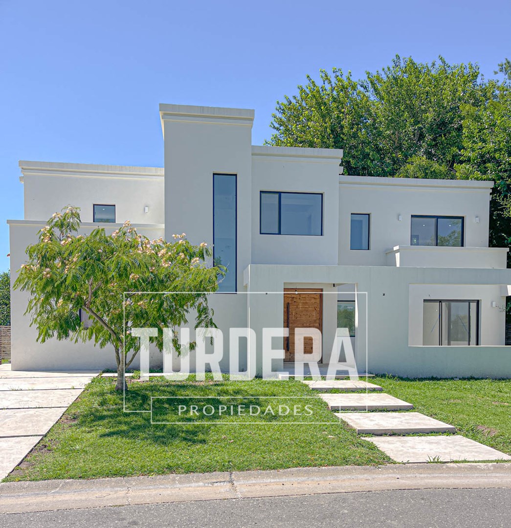 CASA EN SAN MATIAS - ESCOBAR 700