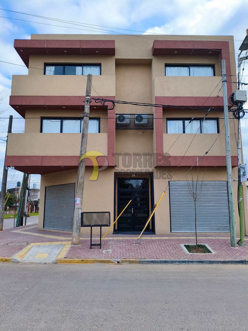 Esteban de Luca 4100