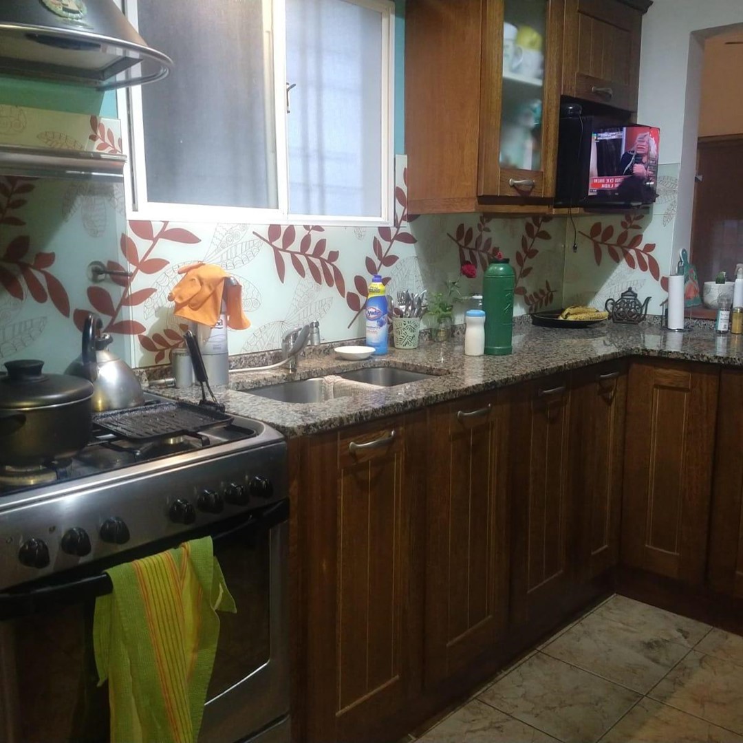 1902491149.jpg