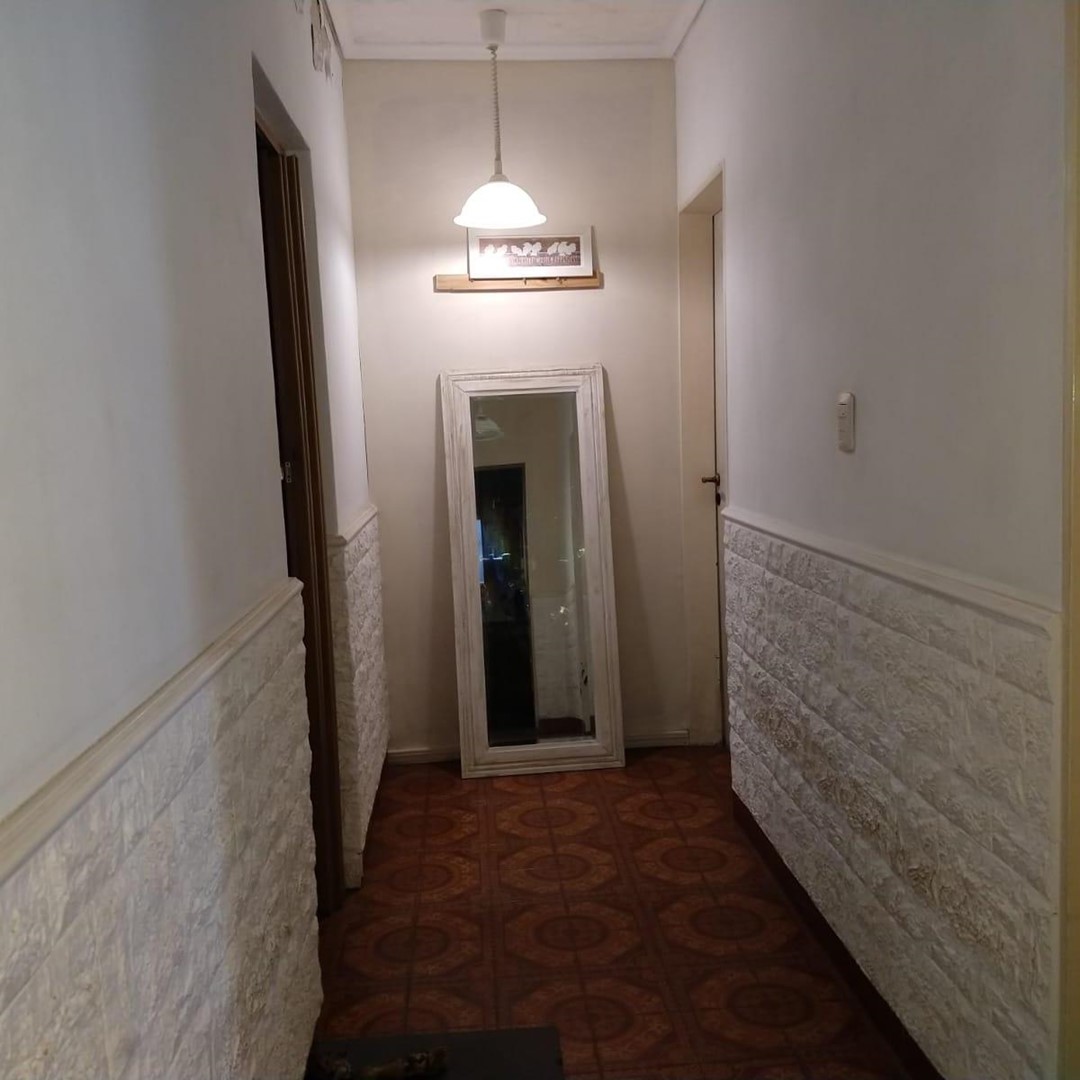 1902491152.jpg