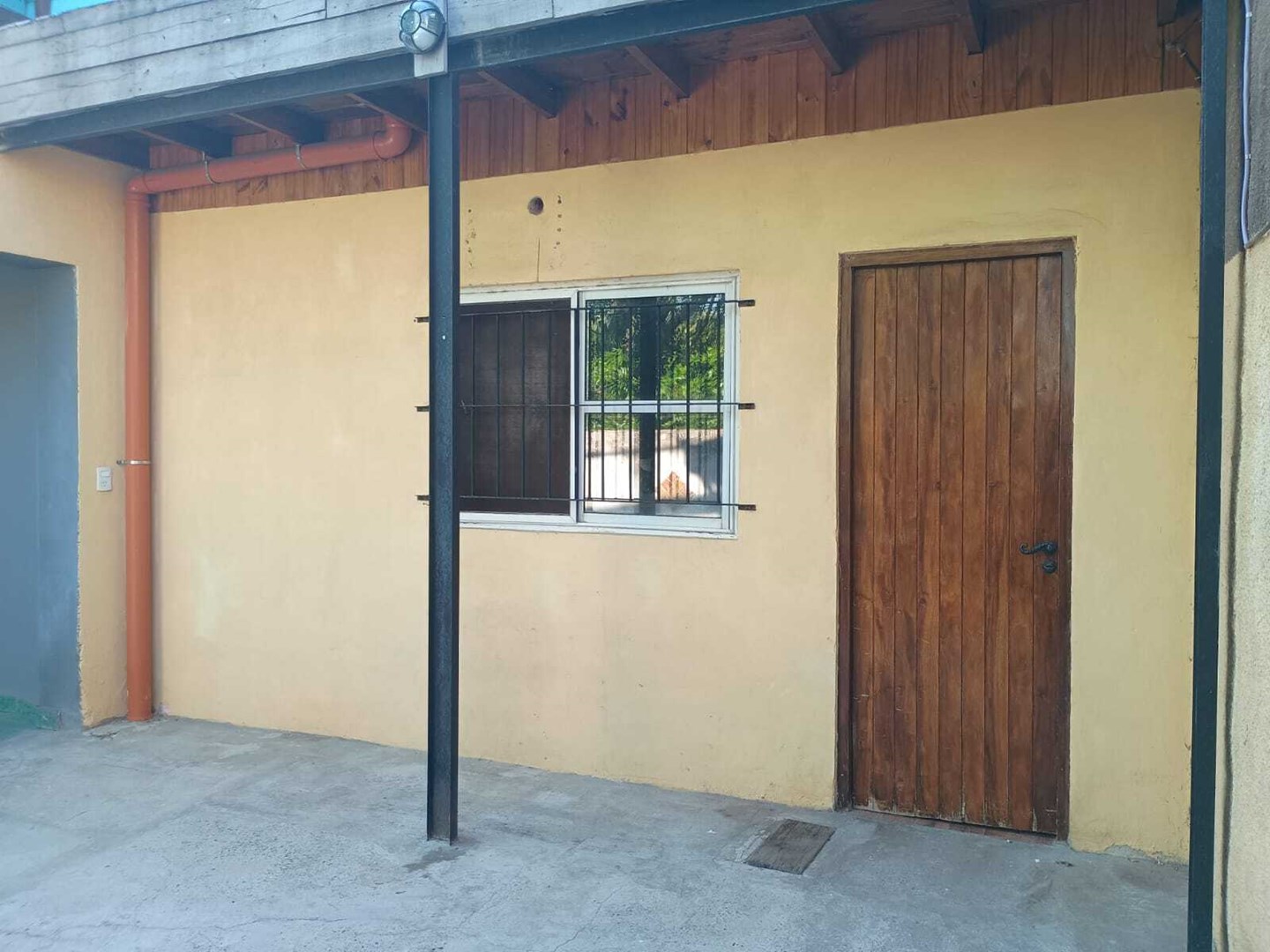 Blanco Encalada 2200