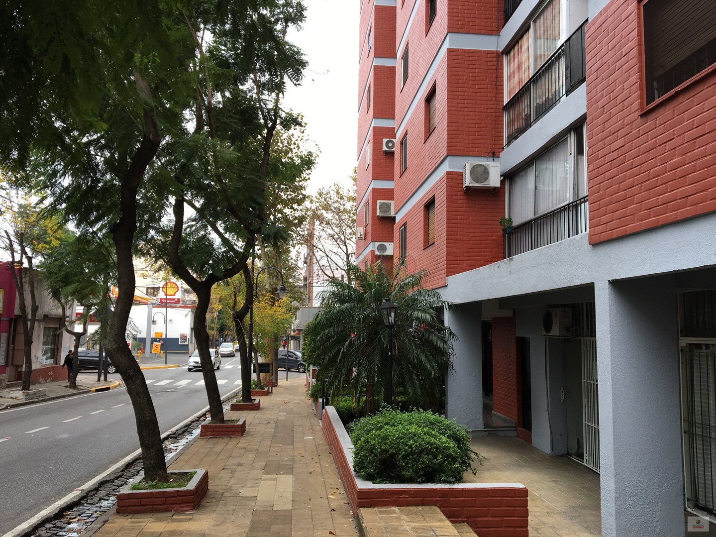 Av. Peron 400