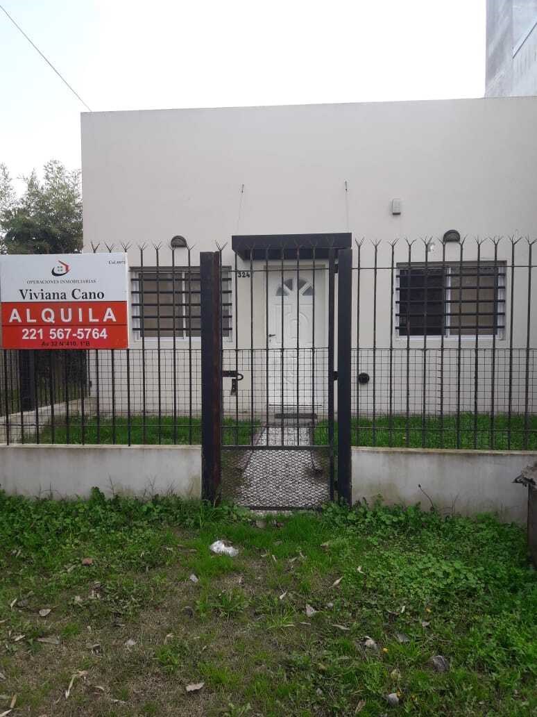 Calle 450 e/ 27 y 28 3200