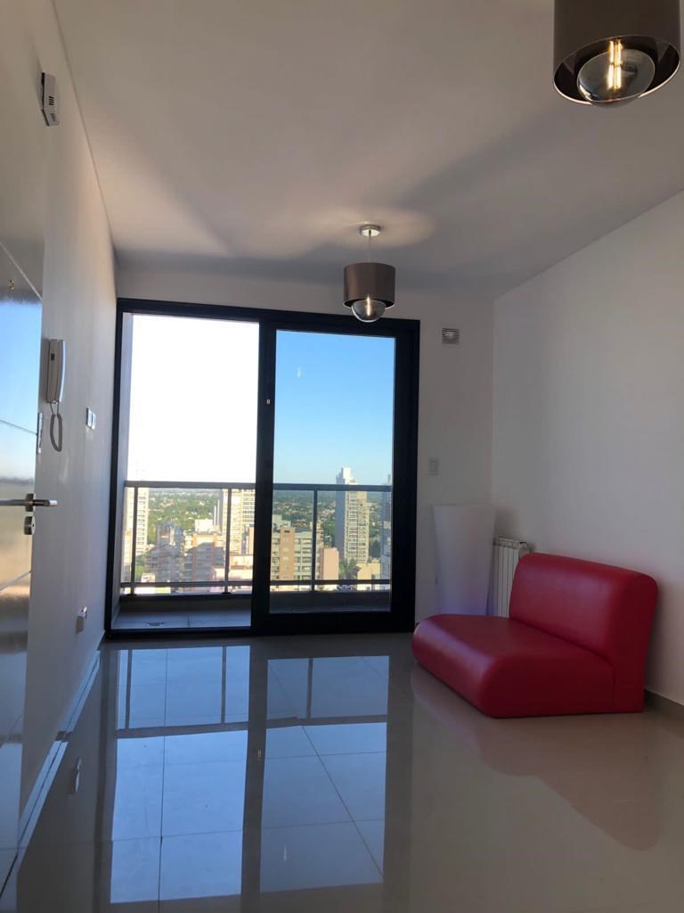 Av Hipólito Yrigoyen 9300