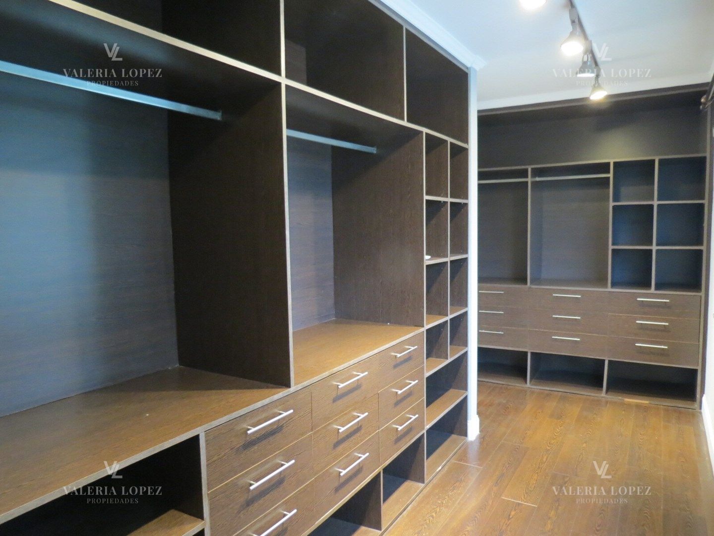 Dormitorio en Suite