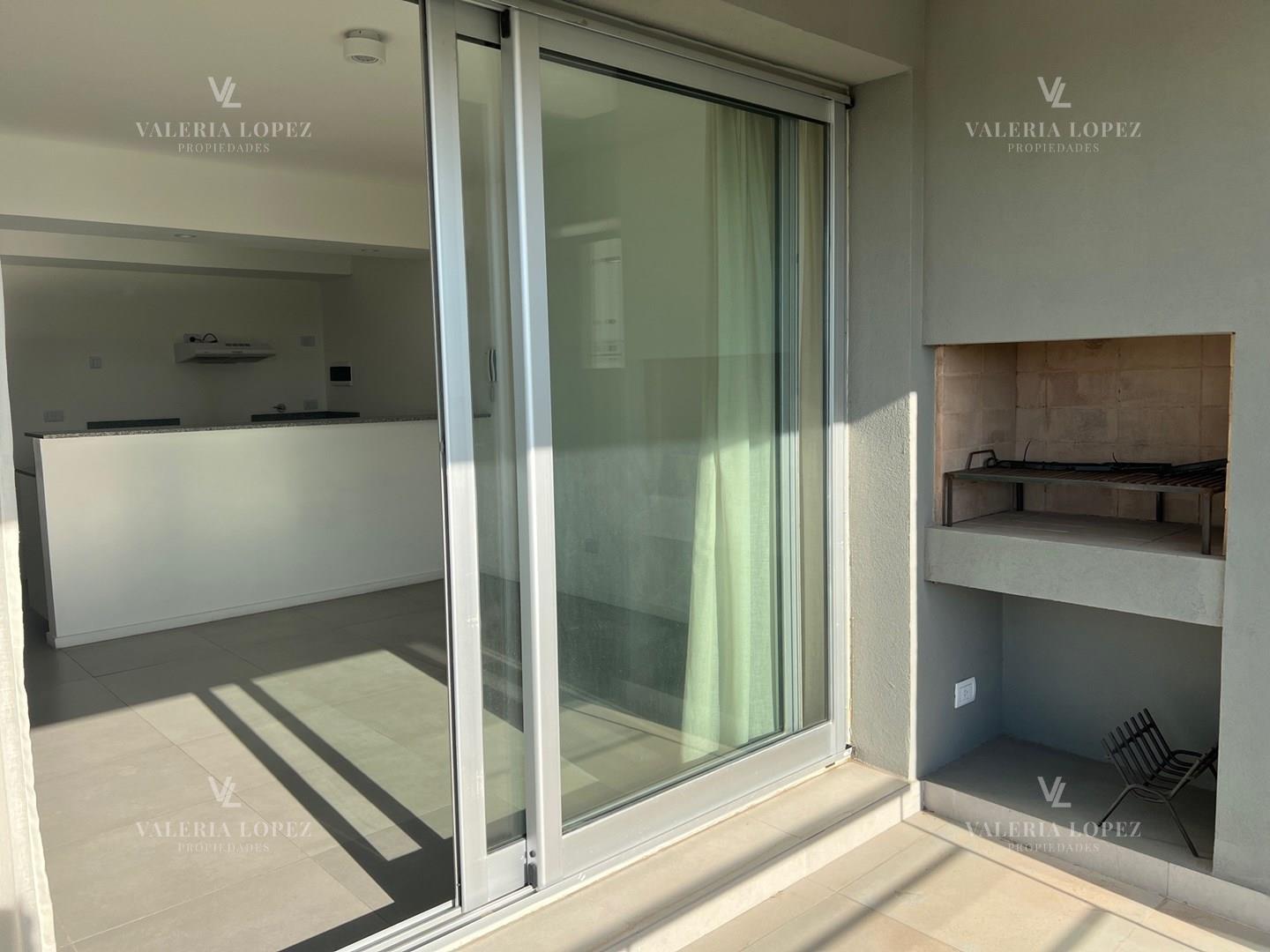 Lagoon Pilar Caamaño 0