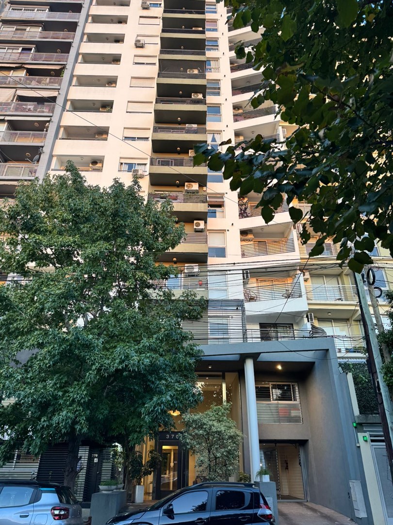 Cornelio Saavedra 300