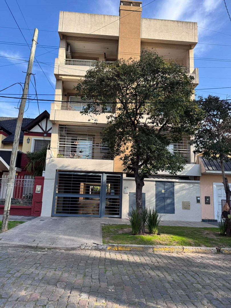Bernardo de Monteagudo 360 300