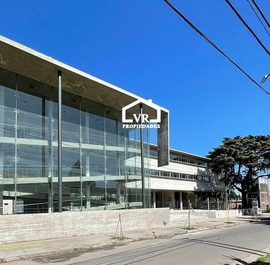 ART GALLERY, Ana Mogas, Pilar centro, Pilar 100
