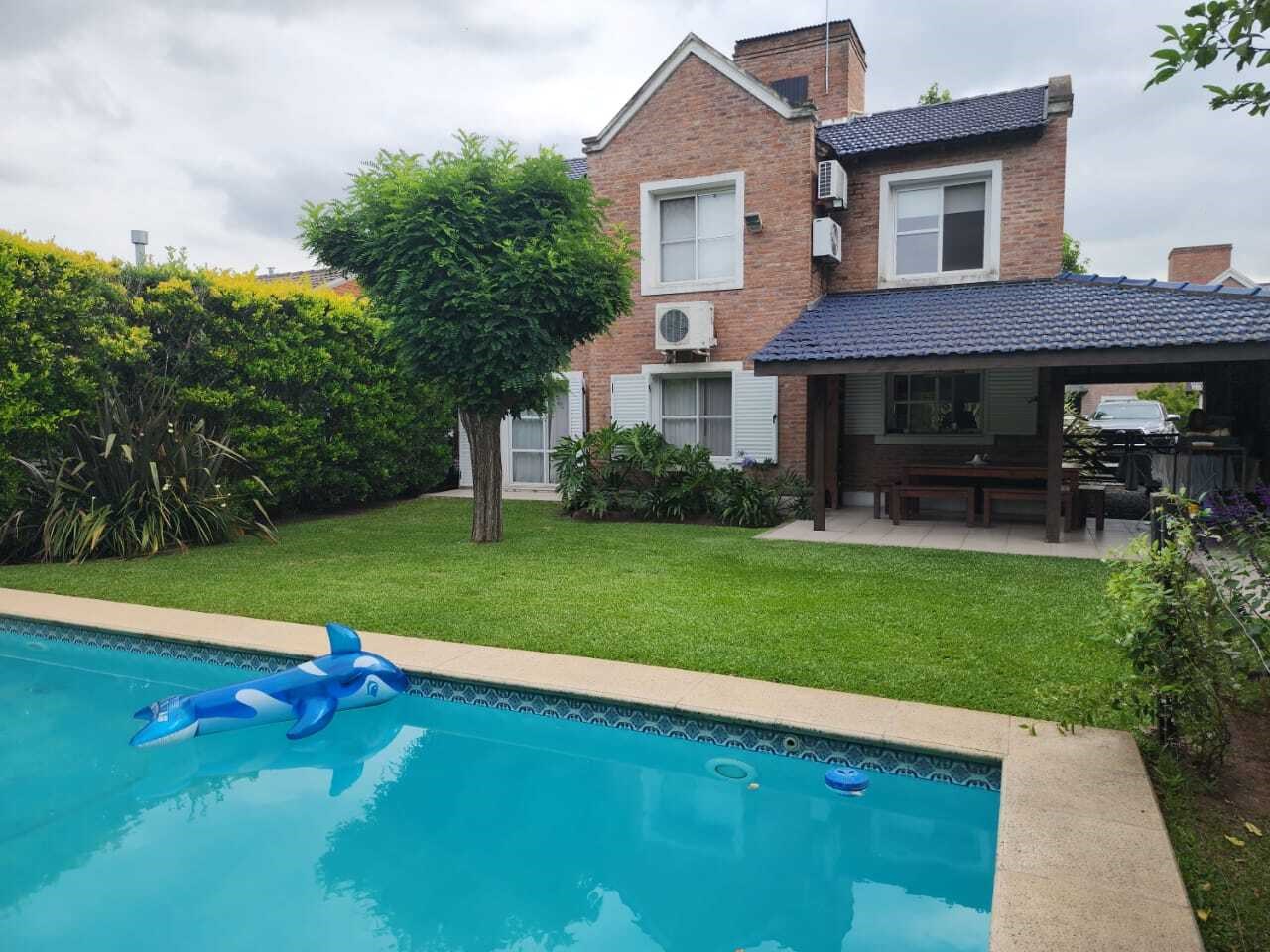 Soles del Pilar, Manzanares, Pilar