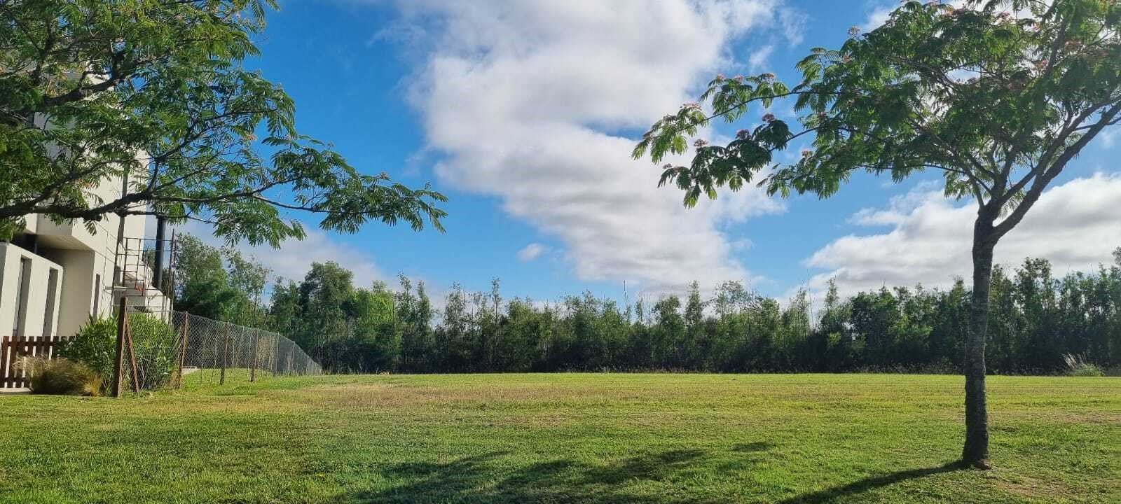 LOTE AL AGUA ACACIAS - PUERTOS DEL LAGO -  Avenida de los Lagos Km.45 2000