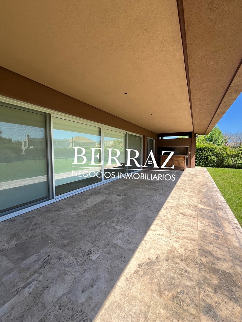 Casa Venta 6 ambientes en Ayres de Pilar lote de 1073 m2  - Ayres de Pilar - Tenemos todas las casas y lotes que buscas!