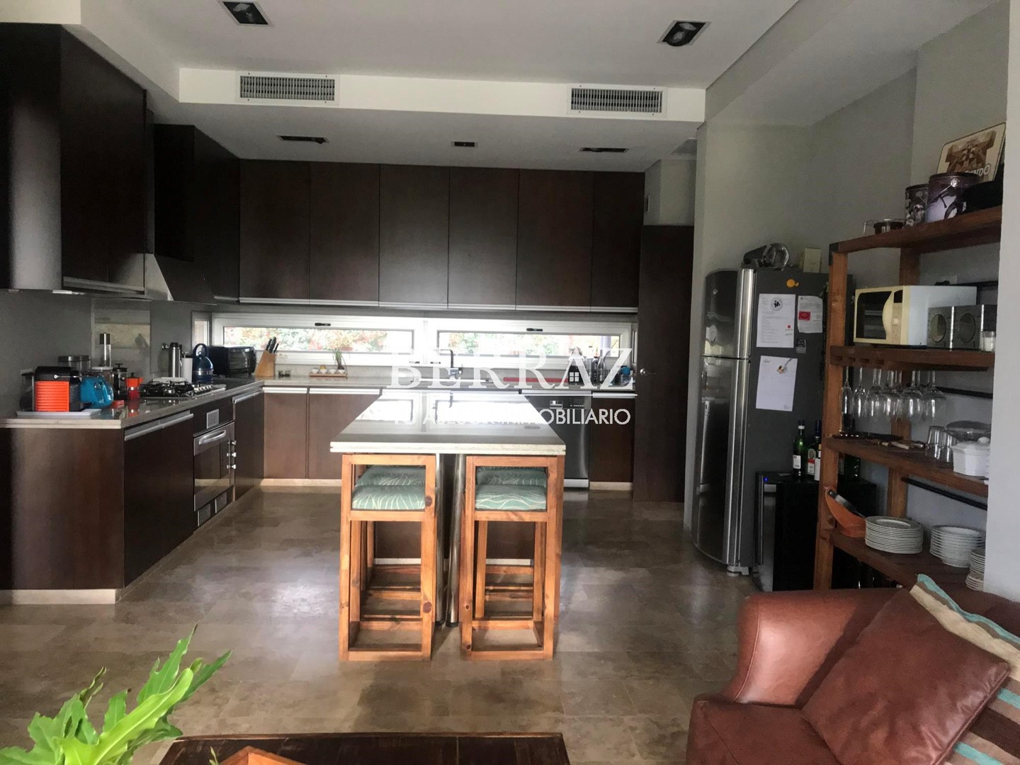 Casa venta 5 ambientes en Ayres De Pilar lote de 905,92 m2