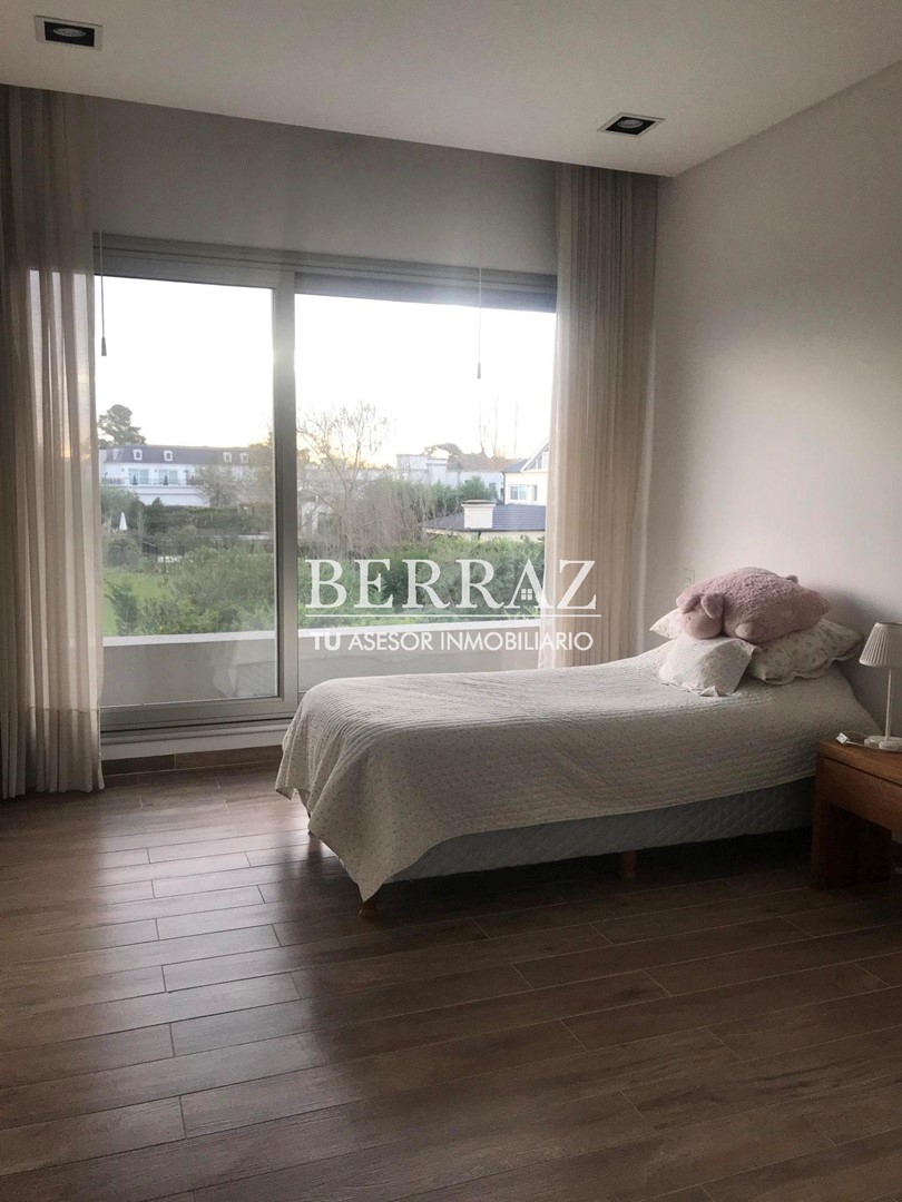 Casa venta 5 ambientes en Ayres De Pilar lote de 905,92 m2