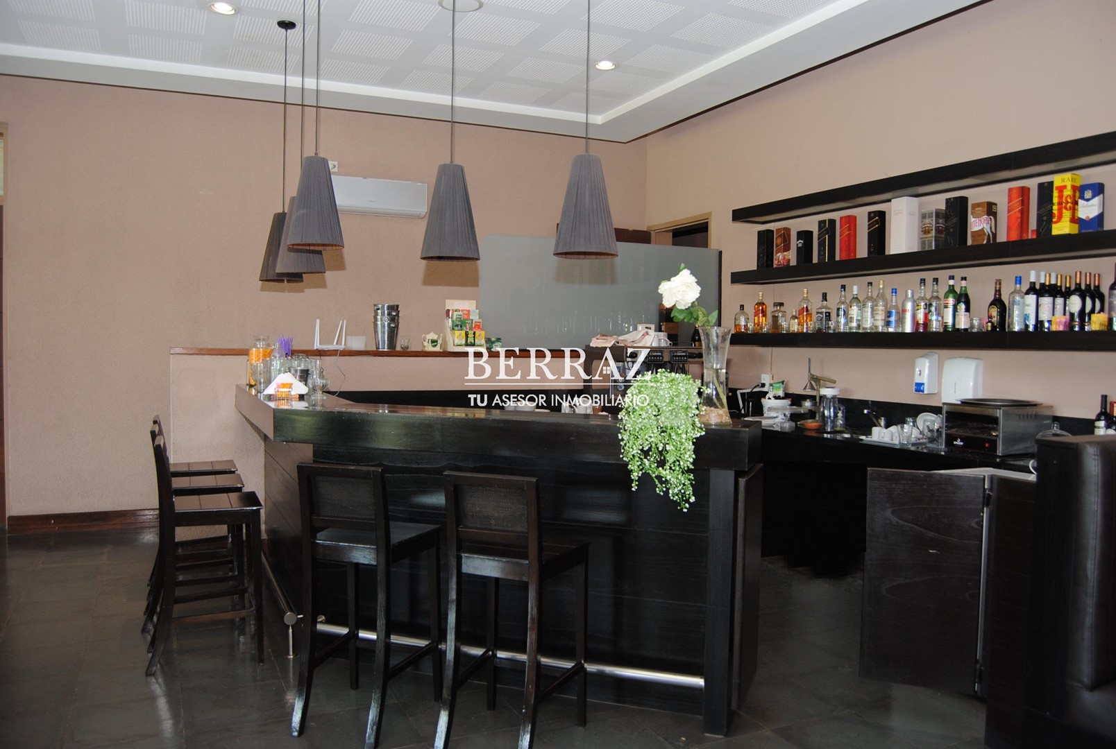 Casa venta 5 ambientes en Ayres De Pilar lote de 905,92 m2