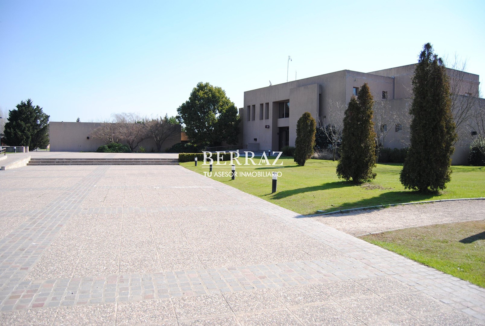 Casa venta 5 ambientes en Ayres De Pilar lote de 905,92 m2