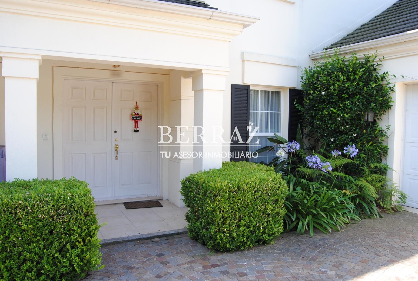 Casa venta 5 ambientes en La Lomada de Pilar lote de 1250 m2