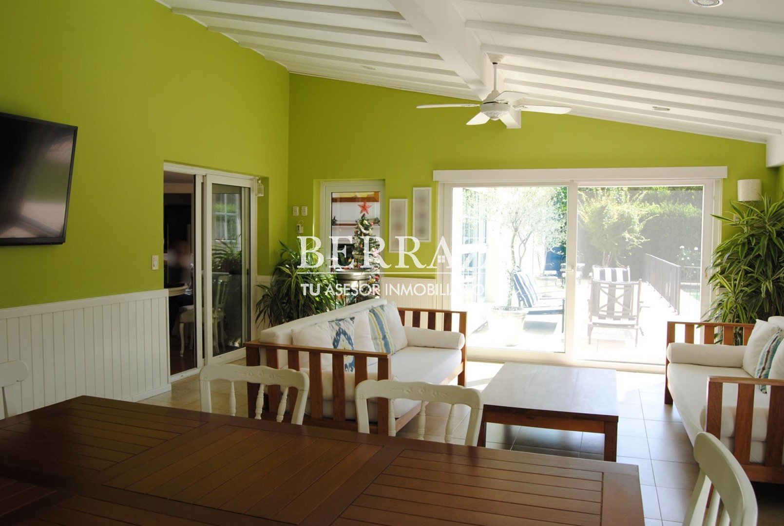 Casa venta 5 ambientes en La Lomada de Pilar lote de 1250 m2