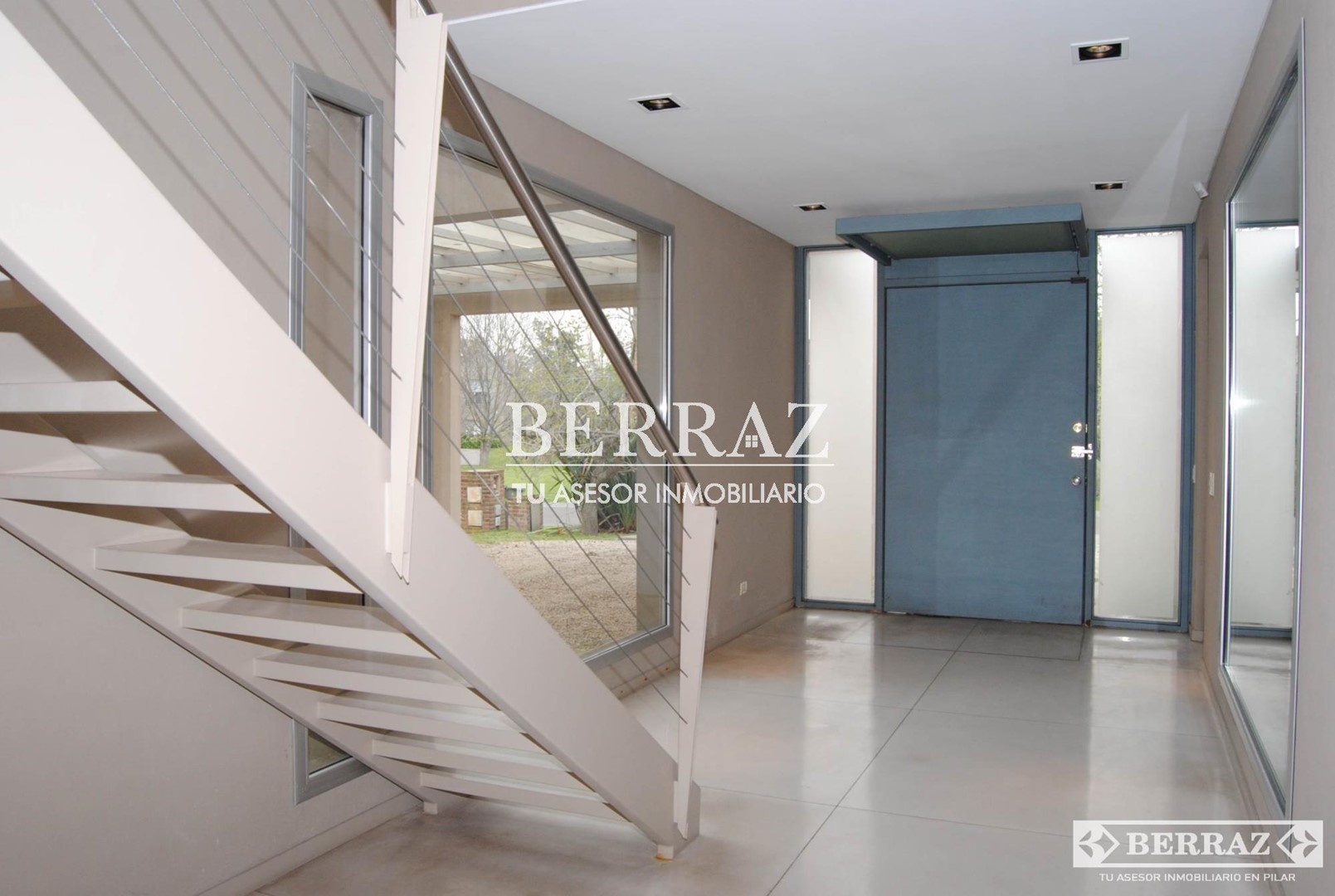 Casa venta 5 ambientes en Ayres De Pilar lote de 1023 m2