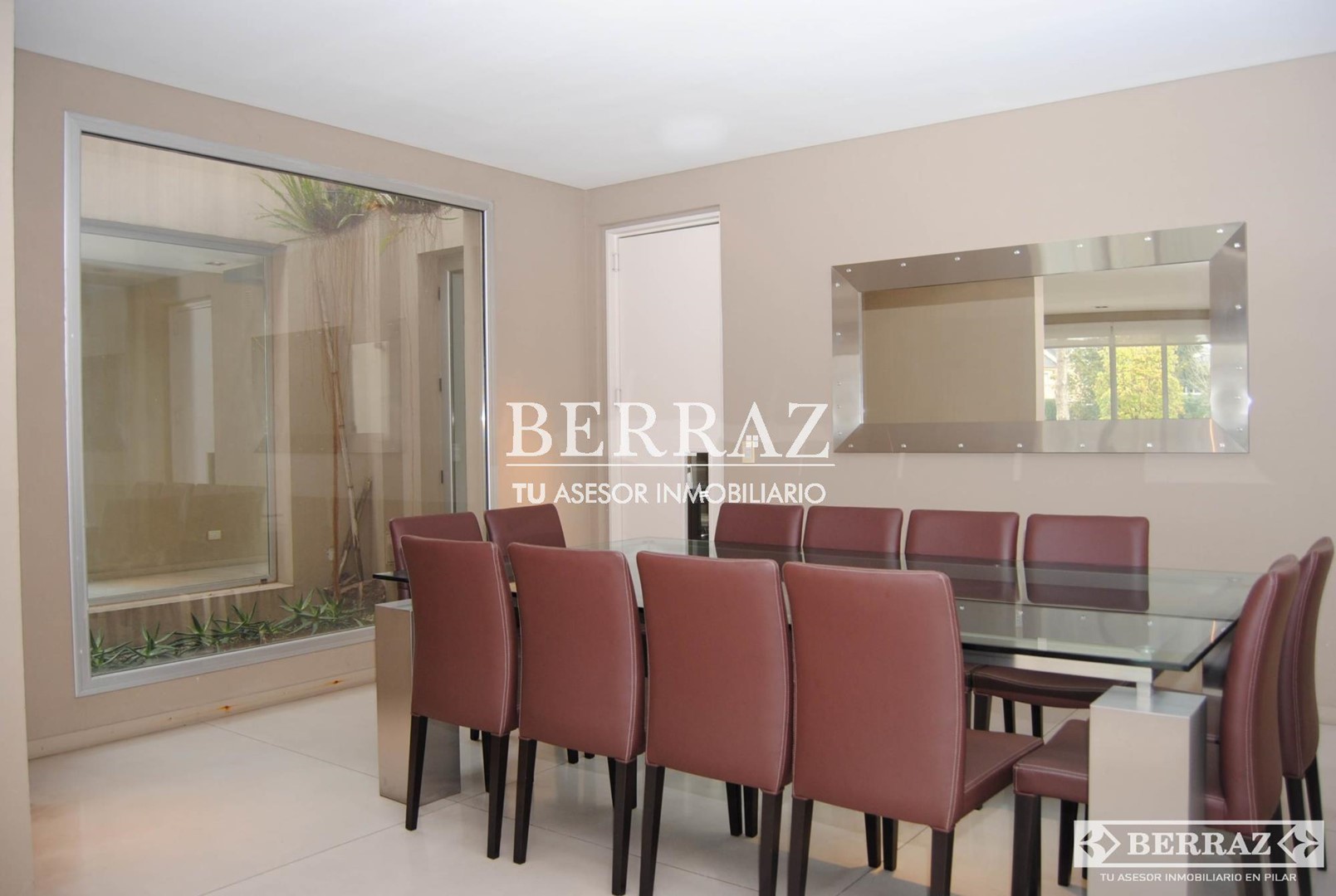 Casa venta 5 ambientes en Ayres De Pilar lote de 1023 m2