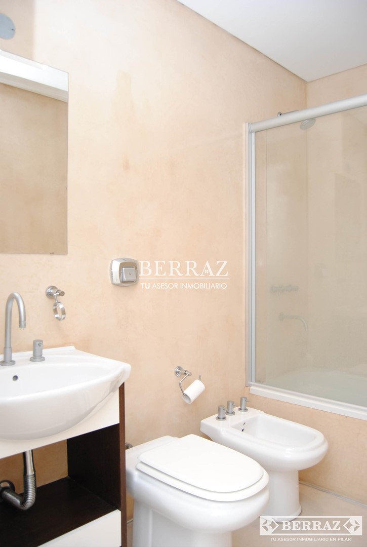 Casa venta 5 ambientes en Ayres De Pilar lote de 1023 m2