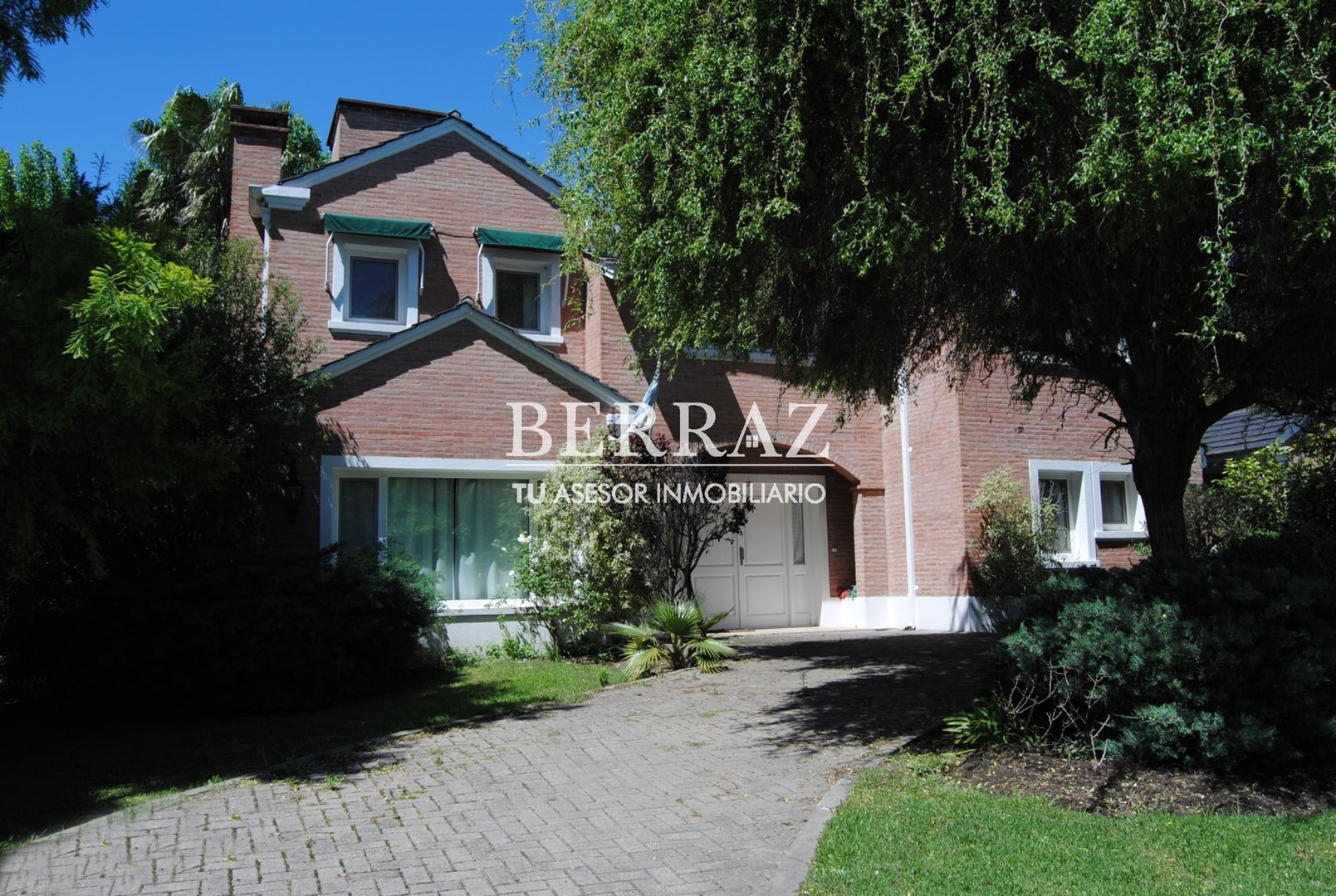 Casa venta 5 ambientes en La Lomada de Pilar lote de 805 m2