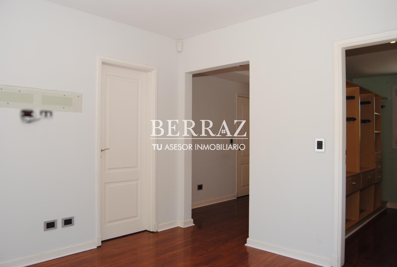 Casa venta 5 ambientes en La Lomada de Pilar lote de 805 m2