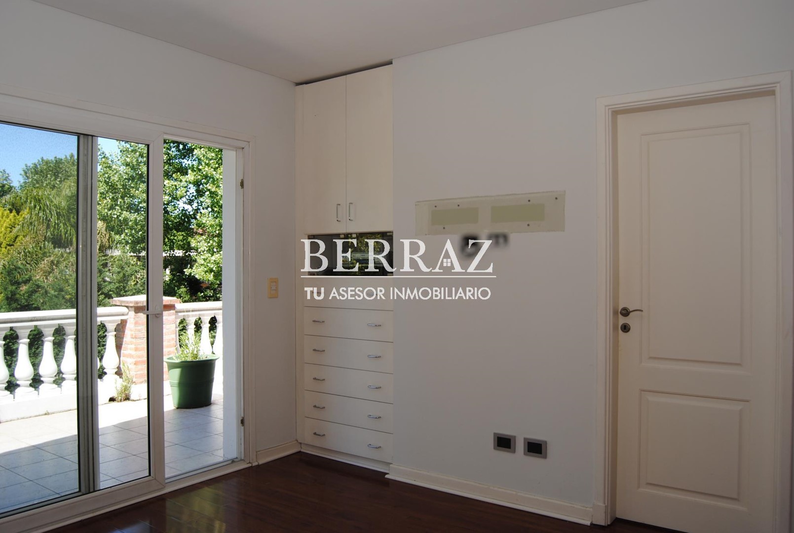 Casa venta 5 ambientes en La Lomada de Pilar lote de 805 m2