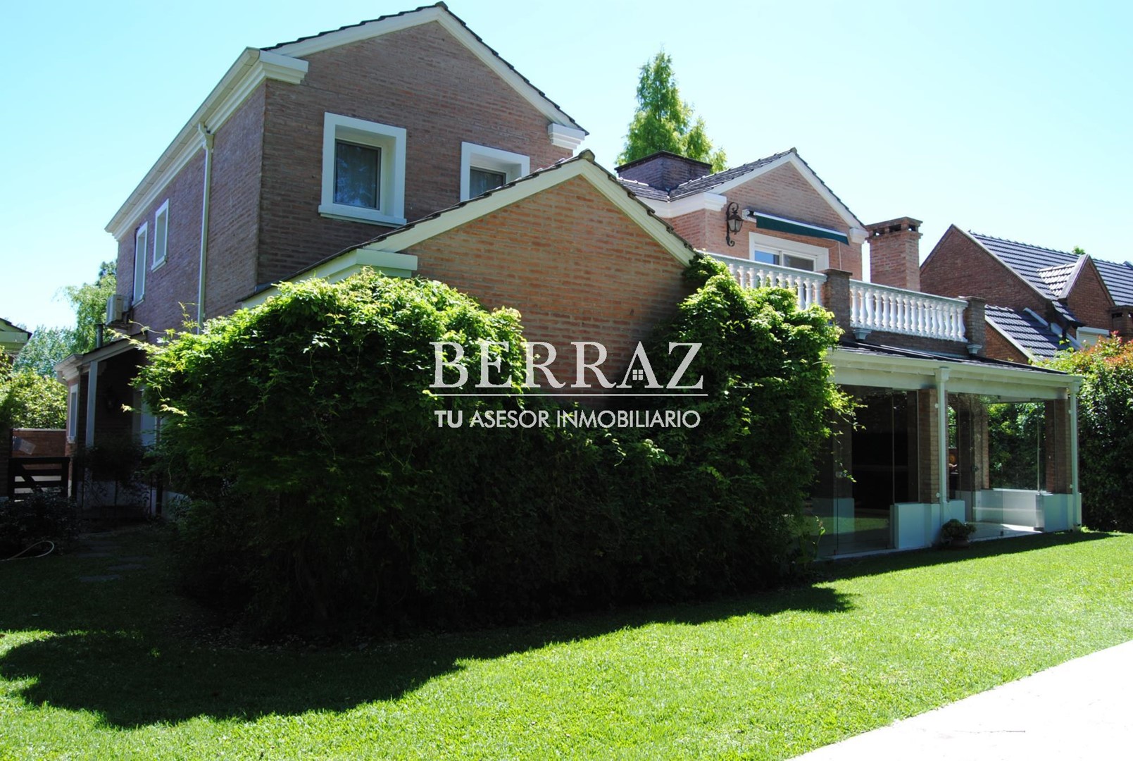 Casa venta 5 ambientes en La Lomada de Pilar lote de 805 m2